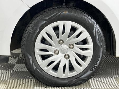 2019-Ford-Figo-15-Ambiente-5-dr_4