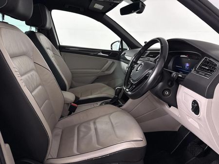 2017-Volkswagen-Tiguan-20-TDI-Comfortline-4Motion-Auto_9