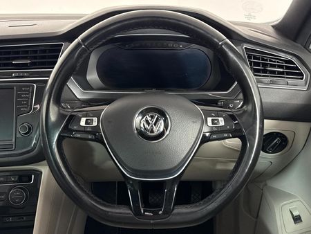 2017-Volkswagen-Tiguan-20-TDI-Comfortline-4Motion-Auto_12