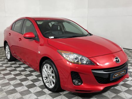 2014-Mazda-3-16-Dynamic_15