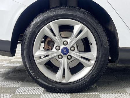 2016-Ford-Focus-10-EcoBoost-Ambiente-Auto_7