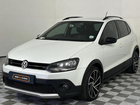 2014-Volkswagen-Polo-16-TDI-Cross_0