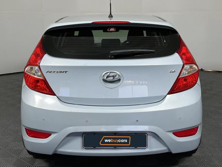 2016-Hyundai-Accent-16-Fluid-Auto-5-dr_17