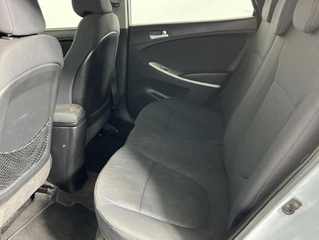 2016-Hyundai-Accent-16-Fluid-Auto-5-dr_3