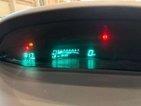 2011-Toyota-Yaris-Zen3-ACS-5-dr_10