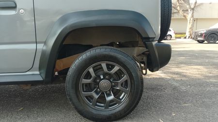 2022-Suzuki-Jimny-15-GL-Auto_9