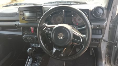 2022-Suzuki-Jimny-15-GL-Auto_13