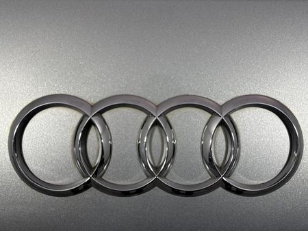 2015-Audi-A1-14-TFSI-3-dr-SE-Auto-30-TFSI_9