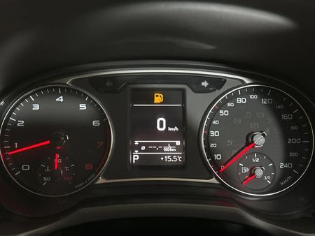 2015-Audi-A1-14-TFSI-3-dr-SE-Auto-30-TFSI_1