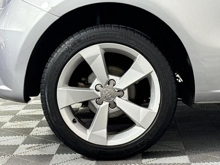 2015-Audi-A1-14-TFSI-3-dr-SE-Auto-30-TFSI_5