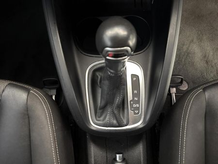 2015-Audi-A1-14-TFSI-3-dr-SE-Auto-30-TFSI_8