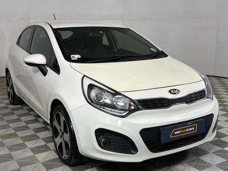 2014-Kia-Rio-14-Tec-5-dr_15
