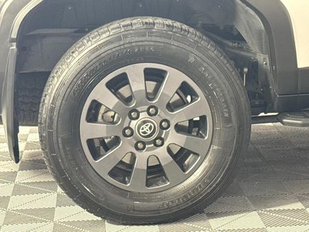 2024-Toyota-Land-Cruiser-Prado-VX-R-28GD-Auto_20