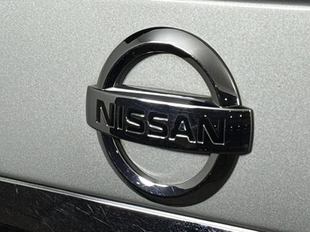 2011-Nissan-X-Trail-20-dCi-4x2-XE_11