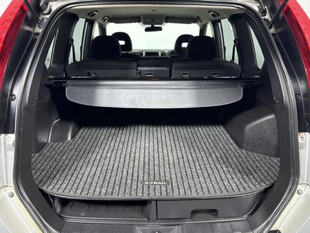 2011-Nissan-X-Trail-20-dCi-4x2-XE_14
