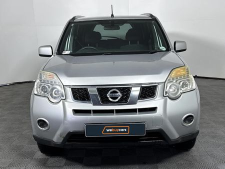 2011-Nissan-X-Trail-20-dCi-4x2-XE_15