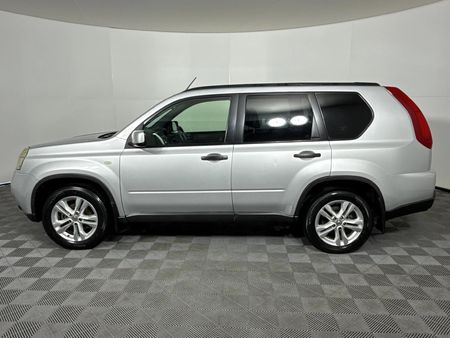 2011-Nissan-X-Trail-20-dCi-4x2-XE_19