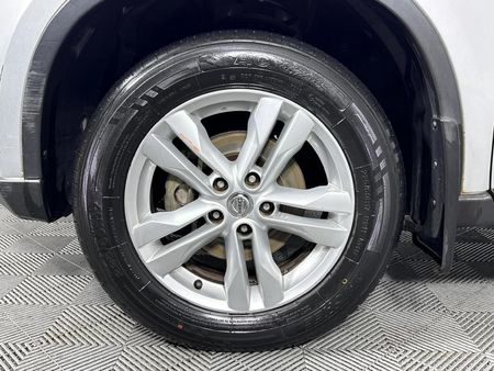 2011-Nissan-X-Trail-20-dCi-4x2-XE_4