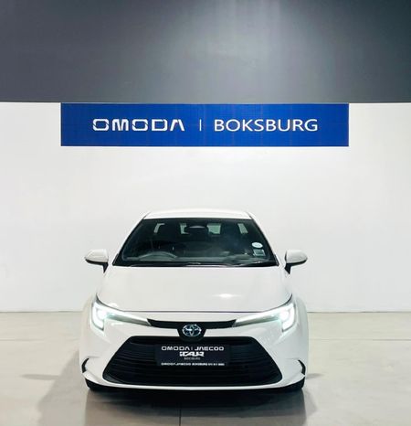 2025-Toyota-Corolla-18-XS-Hybrid-Auto_2