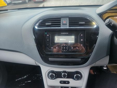 2026-TATA-Tiago-12-XM_18