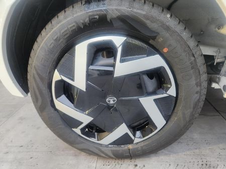 2026-TATA-Tiago-12-XM_6