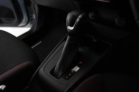 2026-Suzuki-Fronx-15-GL_14