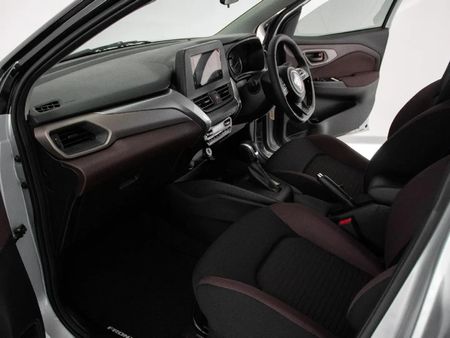 2026-Suzuki-Fronx-15-GL_19