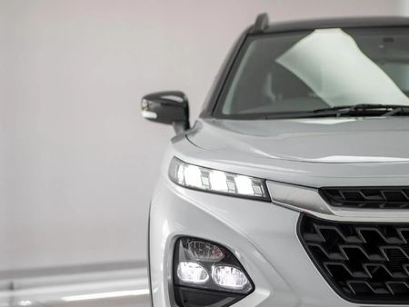 2026-Suzuki-Fronx-15-GL_2
