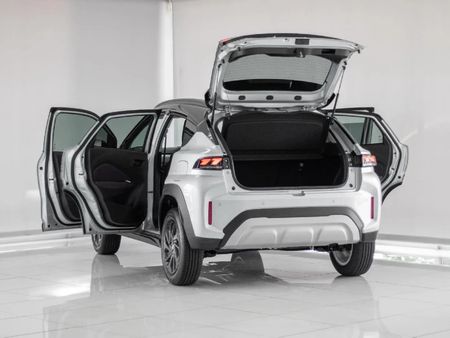 2026-Suzuki-Fronx-15-GL_8
