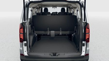 2026-Volkswagen-Transporter-Crew-Bus-20TDI-Lwb-Auto-4Mot-125kw-8-Seat_5