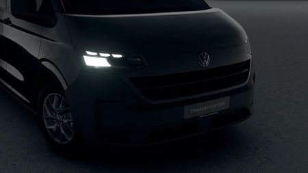 2026-Volkswagen-Transporter-Crew-Bus-20TDI-Auto-4M-125kW-5-Seat_9