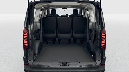 2026-Volkswagen-Transporter-Crew-Bus-20TDI-Auto-4M-125kW-5-Seat_5