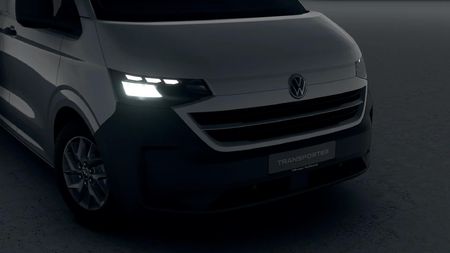 2026-Volkswagen-Transporter-Crew-Bus-20TDI-Auto-4M-125kW-5-Seat_9