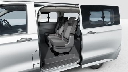 2026-Volkswagen-Transporter-Crew-Bus-20TDI-Auto-4M-125kW-5-Seat_4
