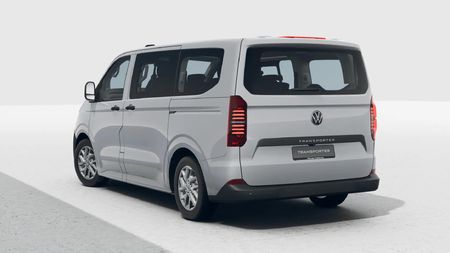 2026-Volkswagen-Transporter-Crew-Bus-20TDI-Auto-4M-125kW-5-Seat_2