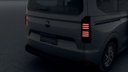 2026-Volkswagen-Transporter-Crew-Bus-20TDI-Auto-4M-125kW-5-Seat_6