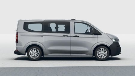 2026-Volkswagen-Transporter-Crew-Bus-20TDI-Auto-4M-125kW-5-Seat_7