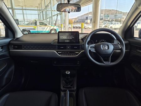 2026-Honda-Amaze-12-Trend_11