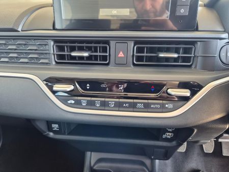 2026-Honda-Amaze-12-Trend_16