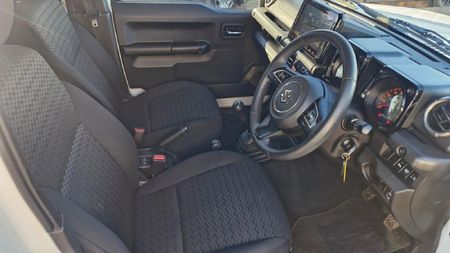 2024-Suzuki-Jimny-15-GLX-AllGrip-5-Door_9