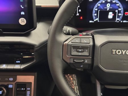 2026-Toyota-Hilux-28-GD-6-Raider-4x4-Auto-Double-Cab_8