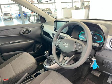 2026-Hyundai-Exter-12-Premium-Auto_5