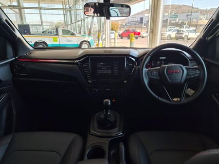 2026-Isuzu-D-Max-19-DDI-HR-X-Rider-Double-Cab_13