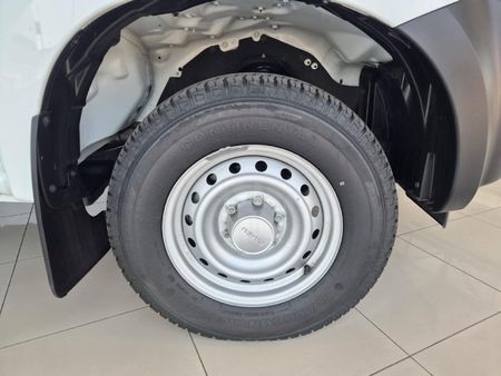 2026-Isuzu-D-Max-250C-Fleetside-Single-Cab_9