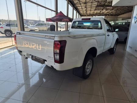 2026-Isuzu-D-Max-250C-Fleetside-Single-Cab_5