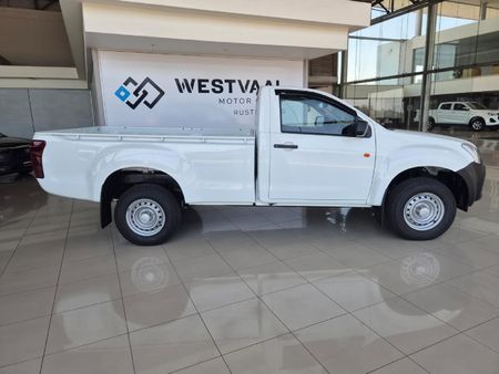 2026-Isuzu-D-Max-250C-Fleetside-Single-Cab_8