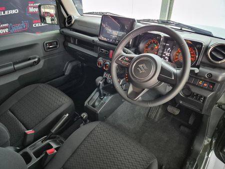2026-Suzuki-Jimny-15-GLX_9