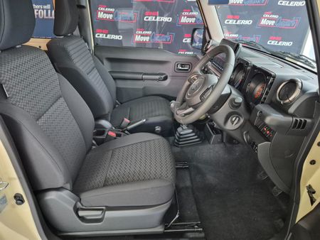 2026-Suzuki-Jimny-15-GLX_8