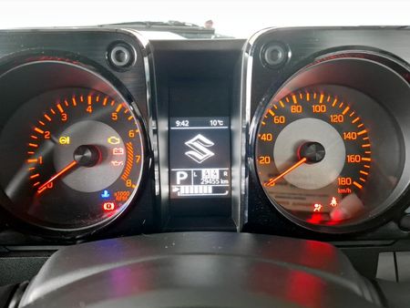 2024-Suzuki-Jimny-15-GLX-AllGrip-5-Door-Auto_14