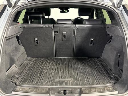 2019-Land-Rover-Range-Rover-Evoque-20-D-SE-132kW-D180_14